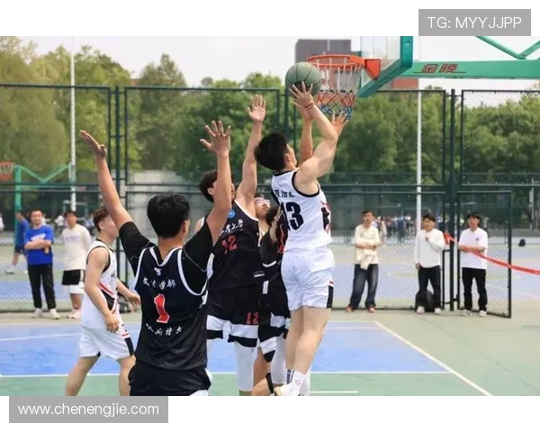 保罗沙与艾菲斯的巅峰对决揭示篮球战术的博弈与激情